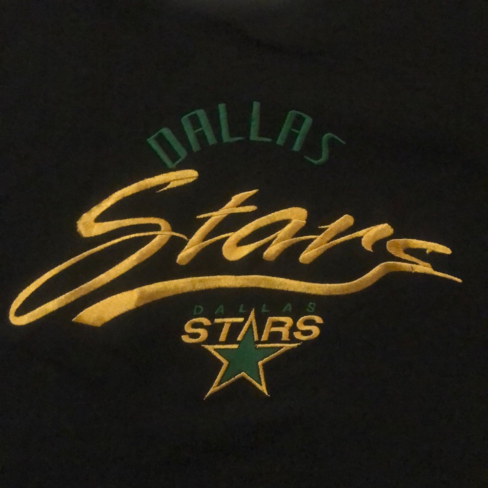 Official NHL Hockey t shirt NWT Dallas Stars